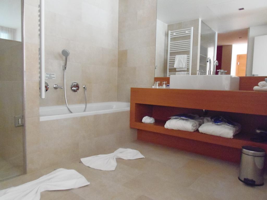 Apartments Spa Resort Styria- Adults Only Bad Waltersdorf Rum bild